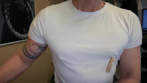 hanky online show from 02/14/25, 01:51