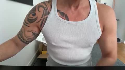 hanky online show from 11/30/25, 09:35