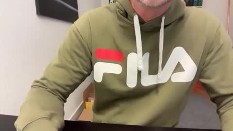 hanky online show from 12/05/25, 07:50