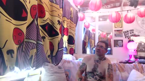 hank rams online show from 10/05/25, 03:21