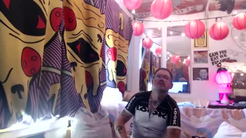 hank rams online show from 10/07/25, 08:06