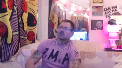 Snapshot of hankrams chatting on 04/07/26, 01:28 hank rams online show from 04/07/26, 01:28