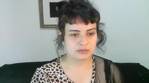 Snapshot of hanna99moon chatting on 04/16/26, 02:18 JUANA online show from 04/16/26, 02:18