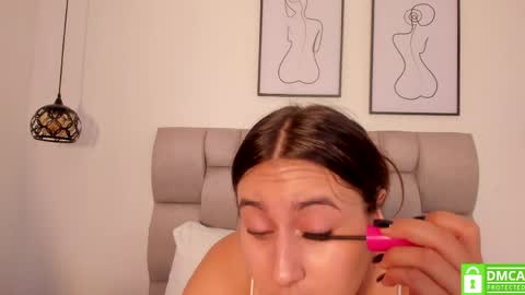 hanna__evans_ online show from 04/08/26, 11:54