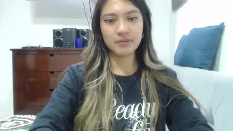 Snapshot of hanna__jones7 chatting on 03/30/26, 01:06 Hanna online show from 03/30/26, 01:06