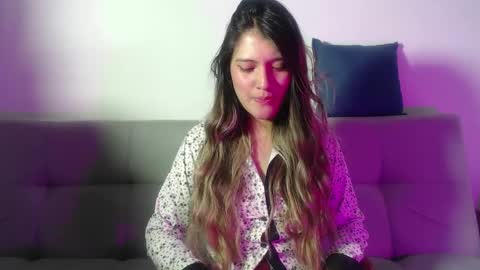 Snapshot of hanna__jones7 chatting on 03/31/26, 12:12 Hanna online show from 03/31/26, 12:12