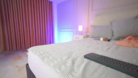 hanna online show from 12/17/25, 01:44