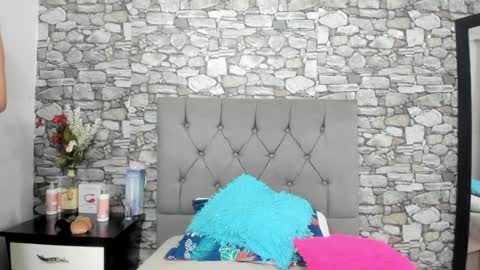 Hanna online show from 01/16/25, 02:41