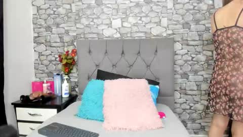 Hanna online show from 11/21/25, 02:10