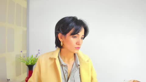 Sara online show from 03/04/25, 02:21