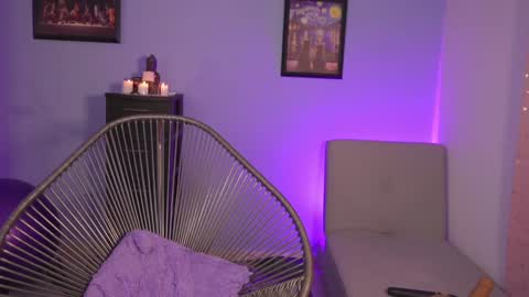 HANNA  online show from 01/04/25, 11:38