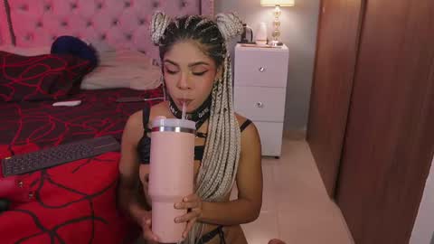 HANNA  online show from 02/18/25, 01:32