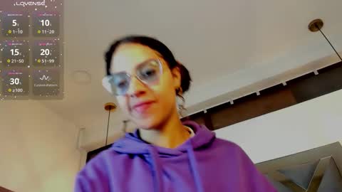 HANNA online show from 11/25/25, 12:05