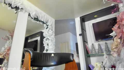 Snapshot of hanna_dilu chatting on 12/13/25, 08:58 hannah dilau online show from 12/13/25, 08:58