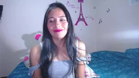 Snapshot of hanna_girl21 chatting on 03/06/26, 04:20 HANNA online show from 03/06/26, 04:20