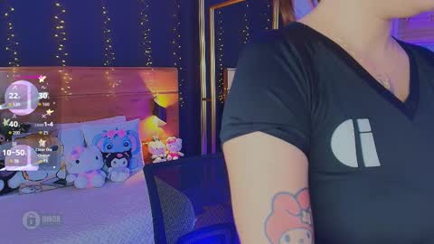 Snapshot of hanna_kimura chatting on 10/12/25, 01:32 Hanna online show from 10/12/25, 01:32