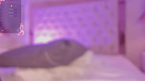 Hanna Lee online show from 12/13/24, 04:27