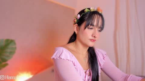 Snapshot of hanna_lee02 chatting on 04/21/26, 12:00 Hanna Lee online show from 04/21/26, 12:00