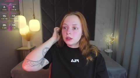 Snapshot of hanna_melon chatting on 12/11/24, 08:18 Hanna next stream is Mo 8pm-6am by CET online show from 12/11/24, 08:18