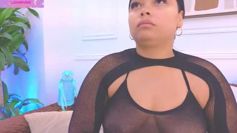 Snapshot of hanna_squirt_1 chatting on 04/29/26, 10:30 HANNA SOFIA online show from 04/29/26, 10:30