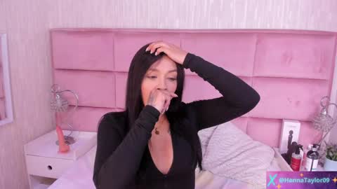 Snapshot of hanna_taylorr chatting on 04/09/26, 08:42 Hanna online show from 04/09/26, 08:42