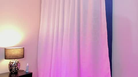 hanna_vell11 online show from 04/30/26, 01:56