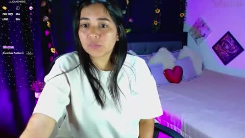 Snapshot of hannaagt chatting on 10/14/25, 12:22 hannaagt online show from 10/14/25, 12:22