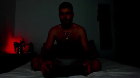 Hanna and Mike  online show from 12/04/25, 02:32