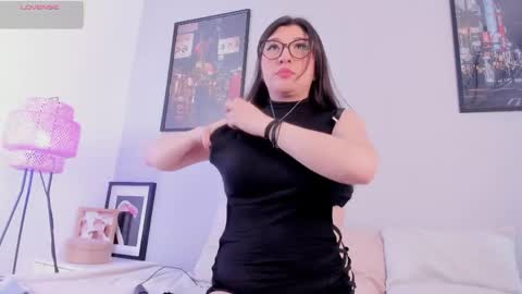 Snapshot of hannaasweet chatting on 05/20/26, 10:27 Hannaa online show from 05/20/26, 10:27