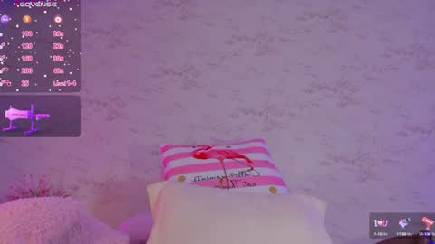 Snapshot of hannablaze_ chatting on 12/21/24, 03:14 HannaB  online show from 12/21/24, 03:14