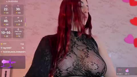 Snapshot of hannablaze_ chatting on 03/11/25, 07:15 HannaB  online show from 03/11/25, 07:15