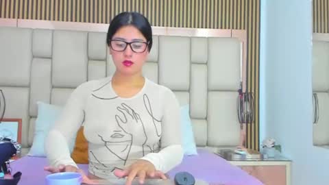 HannaClaire online show from 09/20/25, 07:09