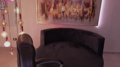 Snapshot of hannaconnor_ chatting on 06/18/26, 09:52 Hanna Connor online show from 06/18/26, 09:52