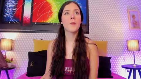 Snapshot of hannadowling_gh chatting on 12/05/25, 04:10 Hanna online show from 12/05/25, 04:10