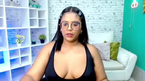 Hannah  online show from 11/06/25, 11:33