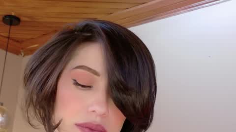 Snapshot of hannah_borbon_ chatting on 06/06/26, 02:16 Hannah online show from 06/06/26, 02:16