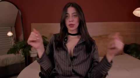 Snapshot of hannah_brady chatting on 11/12/25, 11:14 Hannah online show from 11/12/25, 11:14