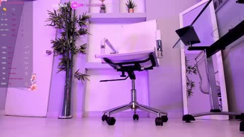 HANNAH HOWELL online show from 02/07/25, 12:28