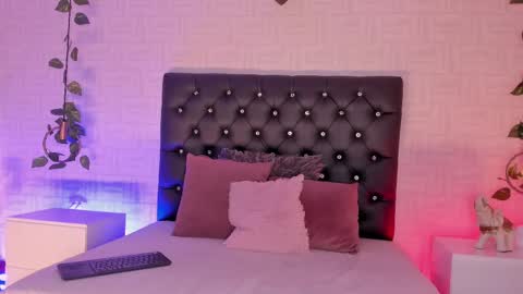 Snapshot of hannah_jonhson_1 chatting on 02/04/25, 03:26 Hannah online show from 02/04/25, 03:26