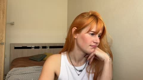 Snapshot of hannah_levis_ chatting on 04/27/26, 08:01 hannah levis online show from 04/27/26, 08:01