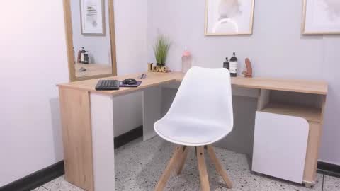 Maira online show from 01/28/25, 08:36