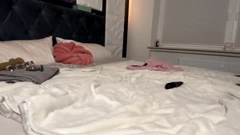 hannah_nvrst online show from 01/27/25, 06:52