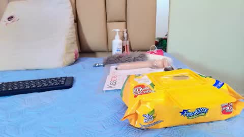 Snapshot of hannah_teehn chatting on 11/13/25, 07:13 hannah_teehn online show from 11/13/25, 07:13