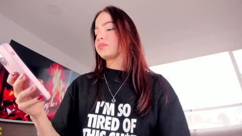 Snapshot of hannah_xoxo_ chatting on 01/04/25, 10:13 Hannah online show from 01/04/25, 10:13