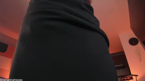 Snapshot of hannah_xoxo_ chatting on 02/14/25, 11:31 Hannah online show from 02/14/25, 11:31