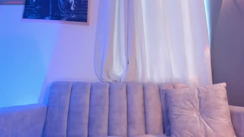 Snapshot of hannahdavisx chatting on 12/16/24, 08:05 Hannah online show from 12/16/24, 08:05