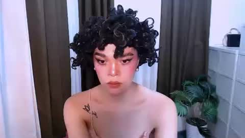 HANNAH online show from 05/20/26, 01:01