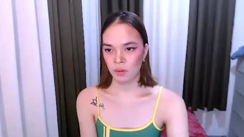 HANNAH online show from 05/27/26, 01:57