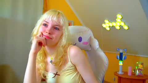 Hannah online show from 06/25/26, 06:18