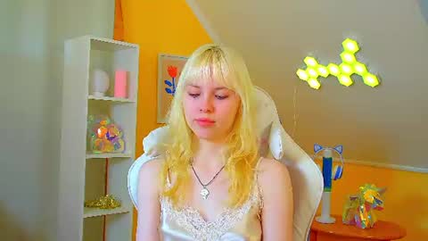 Hannah online show from 07/16/26, 06:08